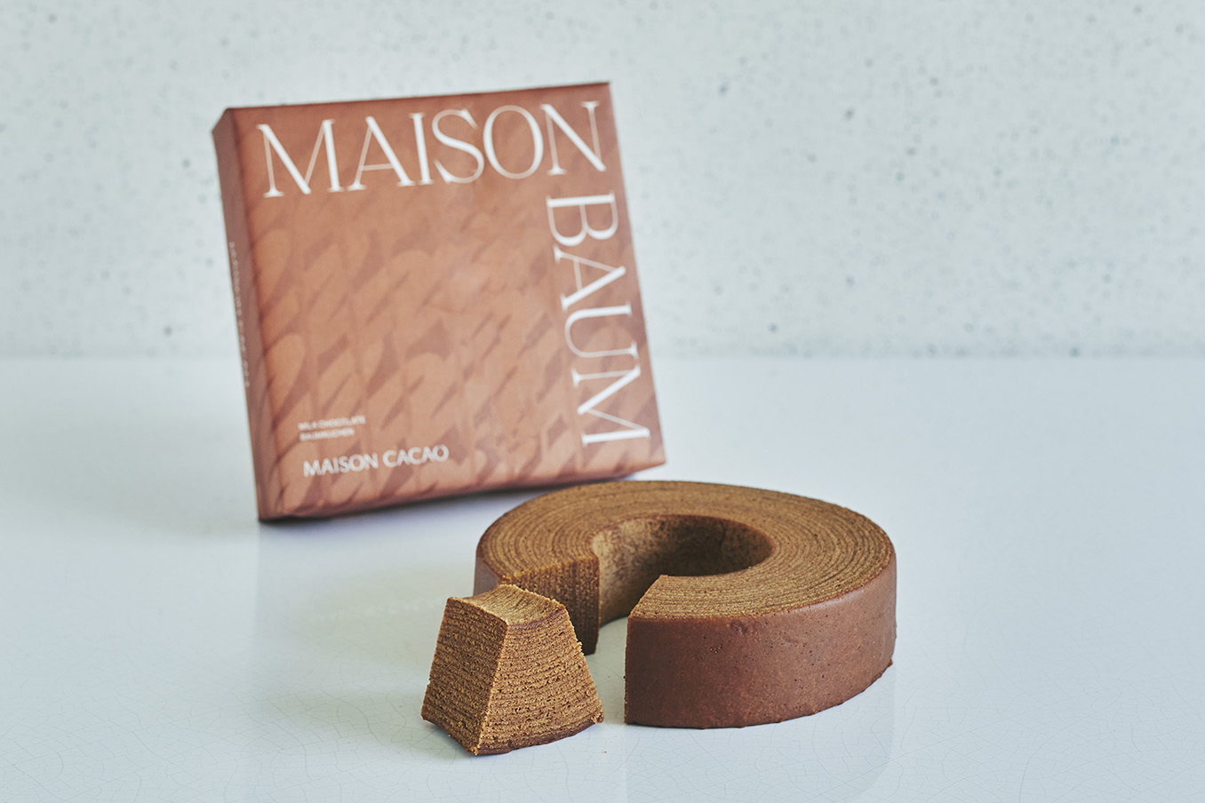 ≪MAISON CACAO（メゾンカカオ）≫MAISON BAUM ミルクチョコレートバウムクーヘン