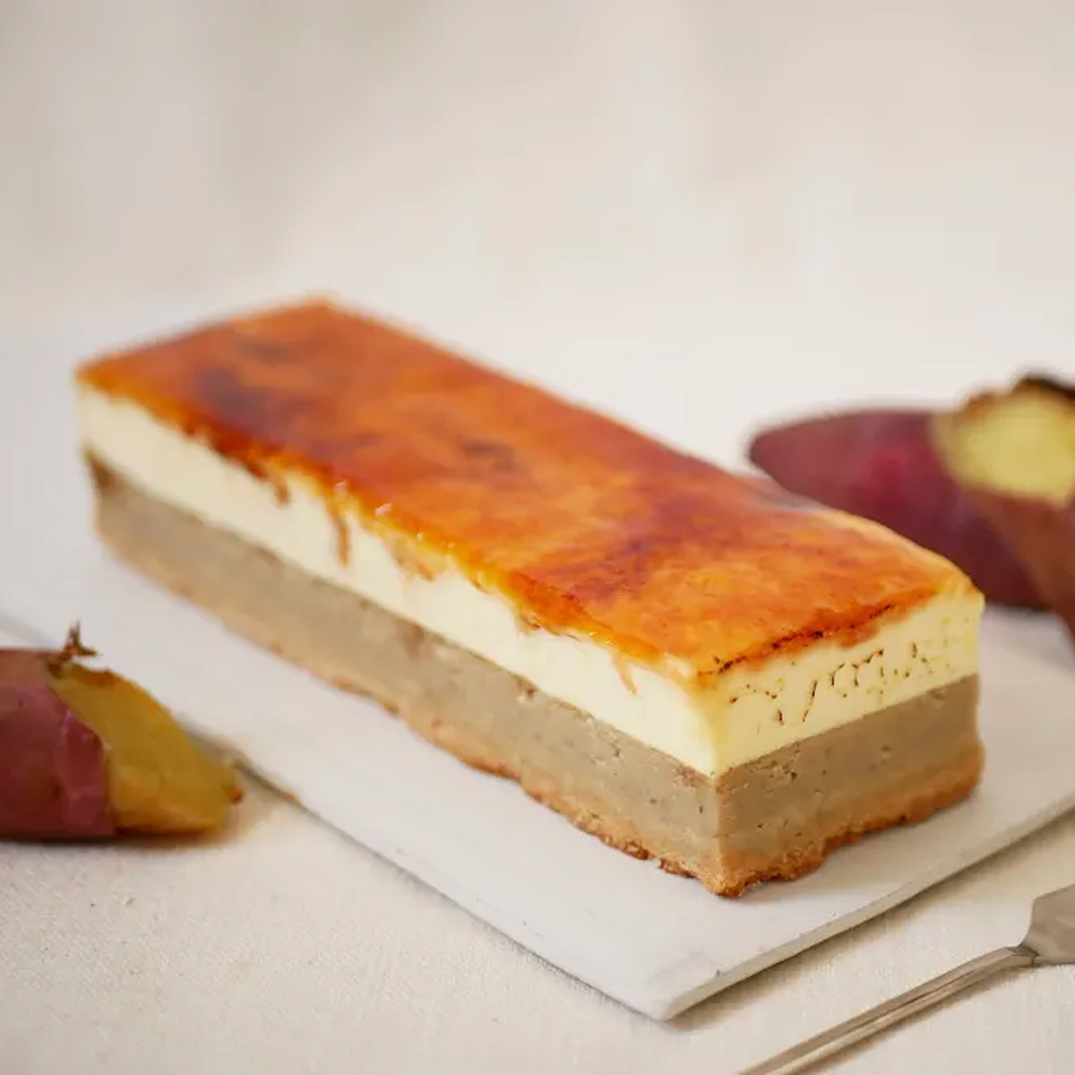 ≪大三萬年堂HANARE≫芋ようかんブリュレ チーズケーキ仕立て （ホールサイズ） ★ 