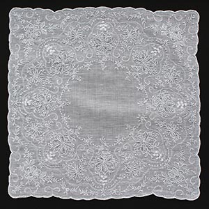 最新作の ≪SWATOW（スワトウ）≫刺繍ハンカチD7203（WH ホワイト）(40 小物