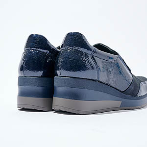 冬の福袋 Lince リンセ スリッポンヒールスニーカー ミスターミニット 防水スプレーセット ネイビー Ksl 51h ギフト通販なら東急百貨店ネットショッピング