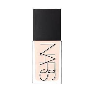 ≪NARS（ナーズ）≫ライトリフレクティング ファンデーション