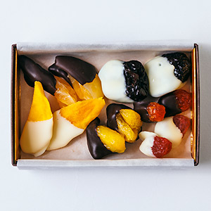 ≪京橋千疋屋≫ドライフルーツチョコレート12個入