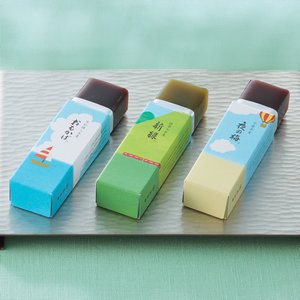 お中元≪とらや≫夏パッケージ小形羊羹 16本入